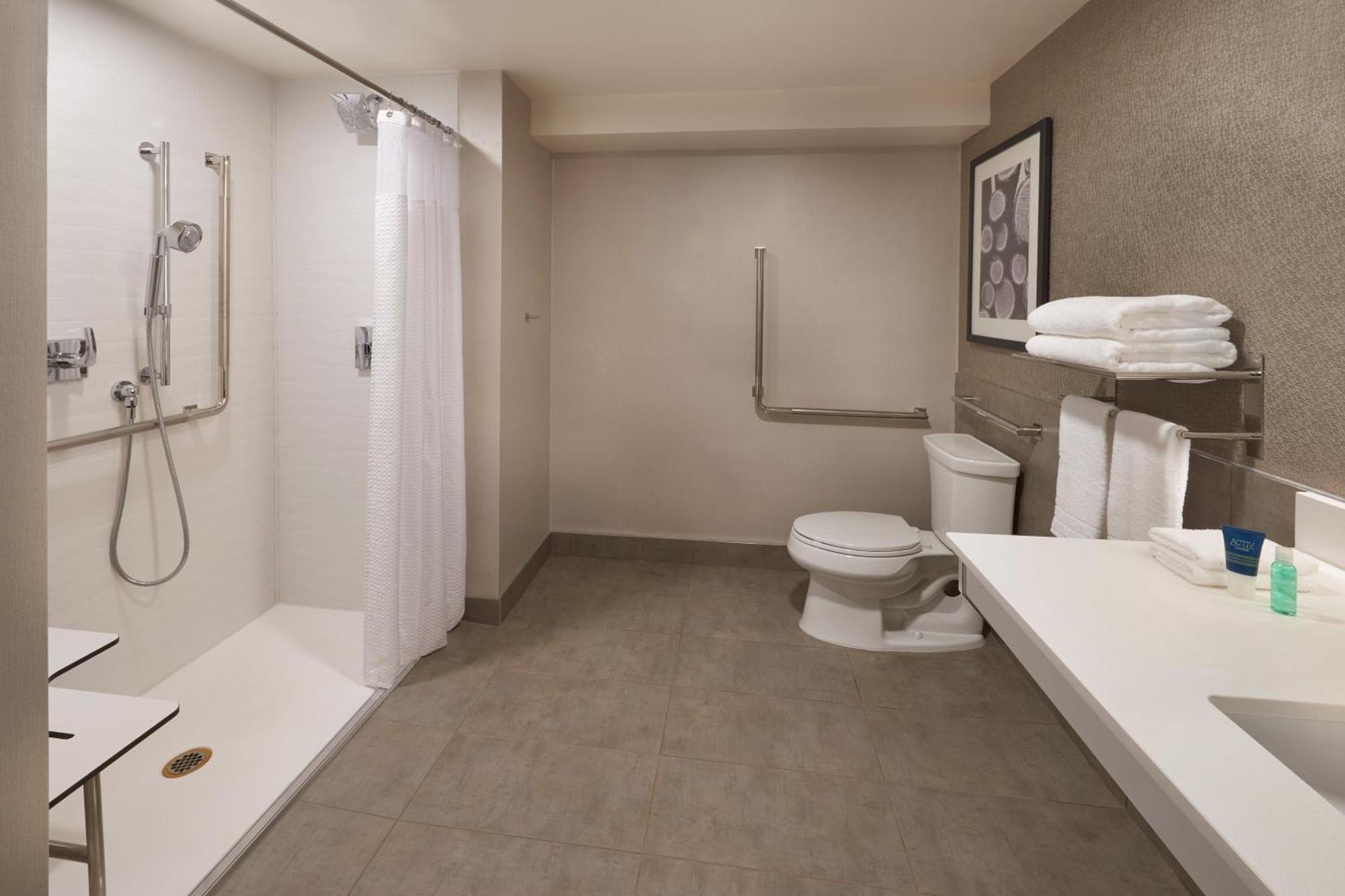 Hotel Four Points By Sheraton 4*
