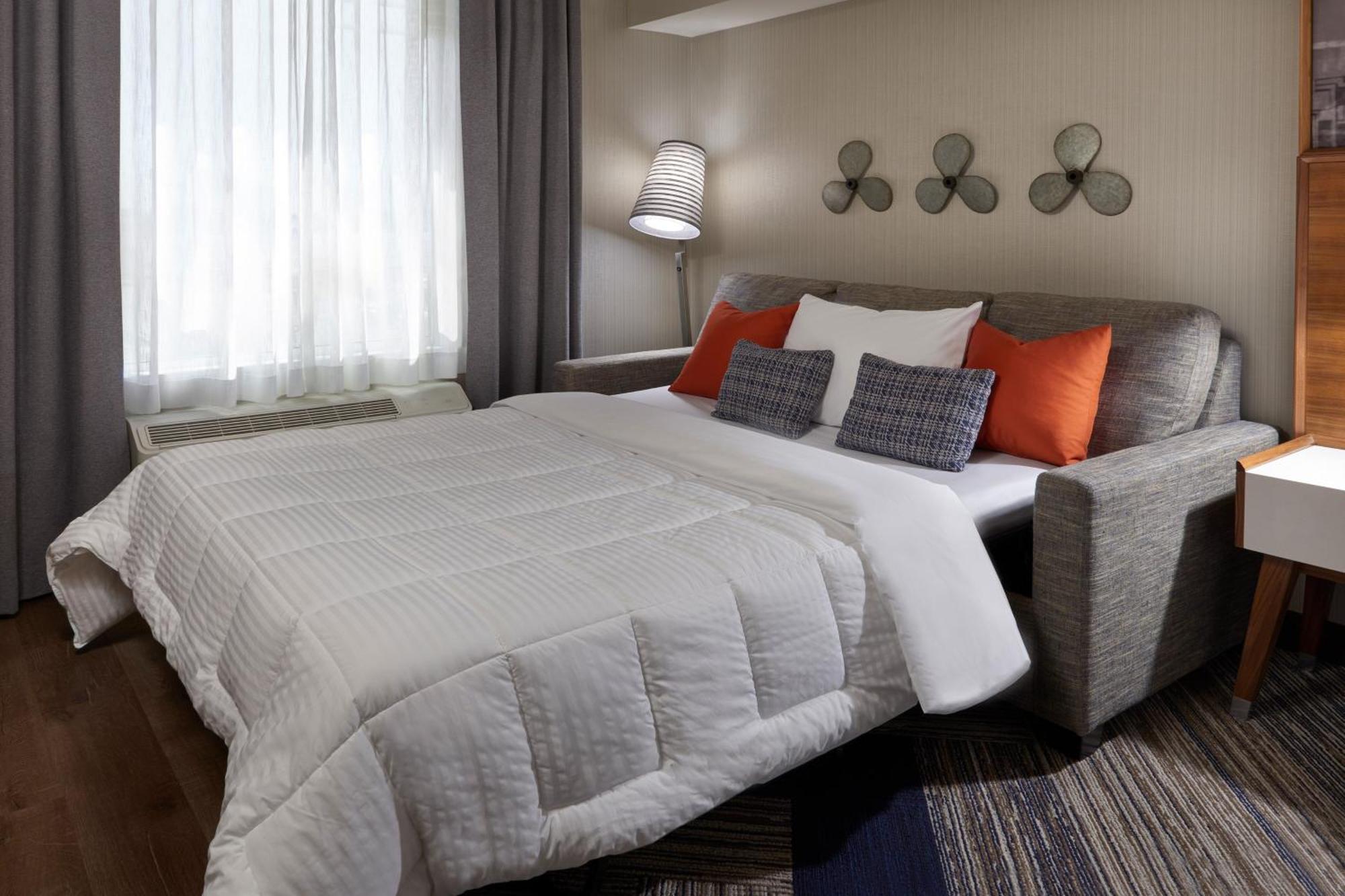 Four Points By Sheraton Hotel