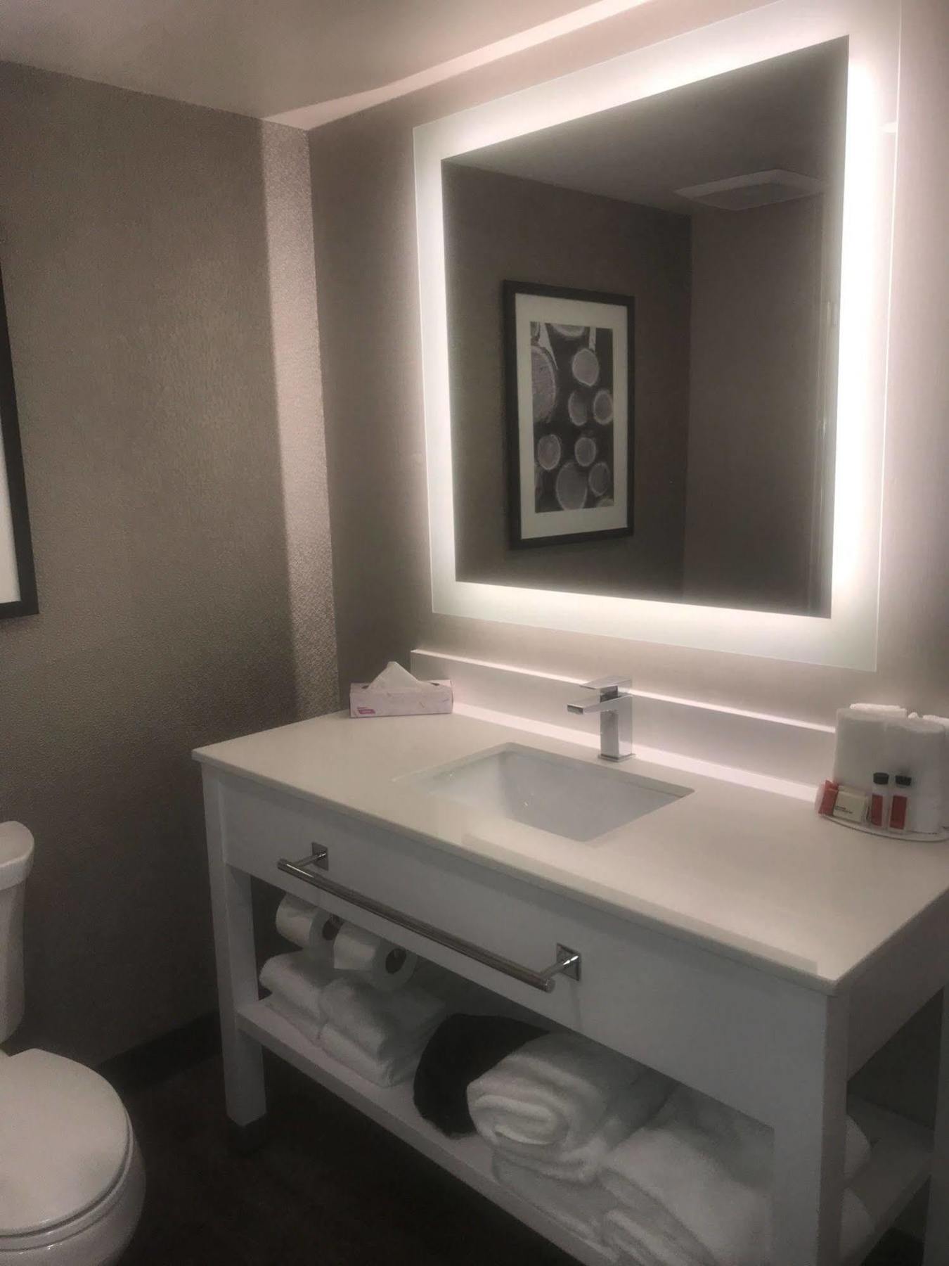 Four Points By Sheraton Hotel 4*