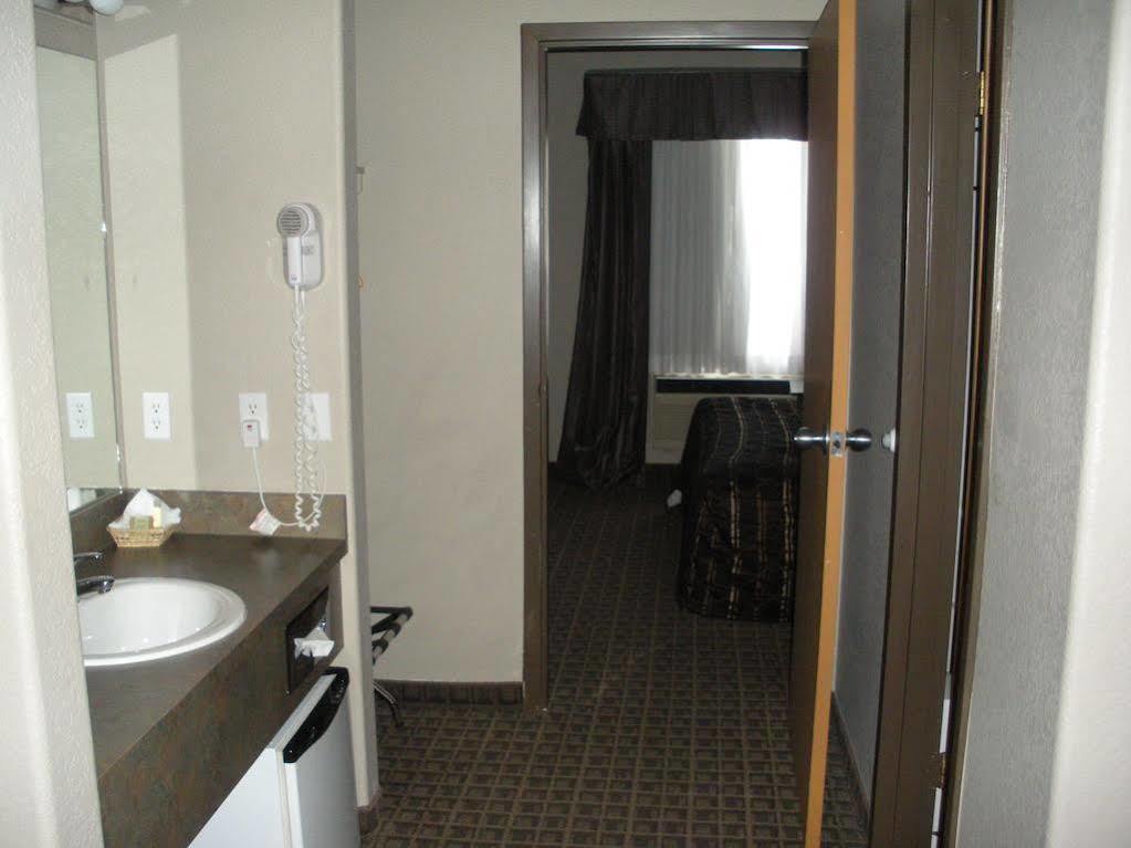 Four Points By Sheraton Hotel